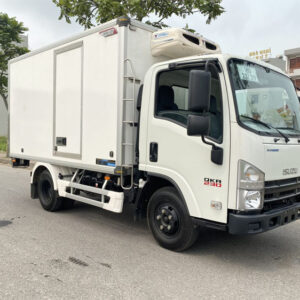 Xe tải ISUZU 2.2 tấn đông lạnh QKR230