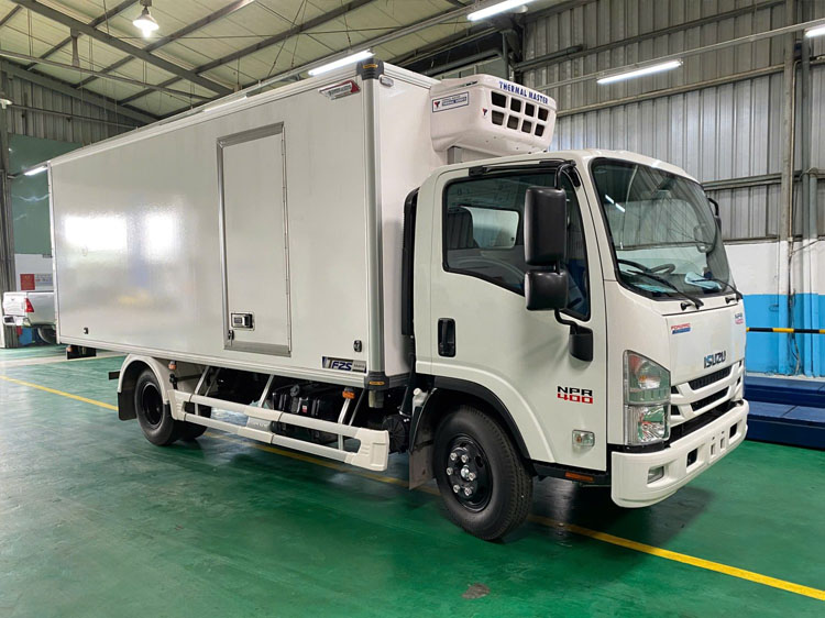Xe tải ISUZU 3.5 tấn đông lạnh NPR400