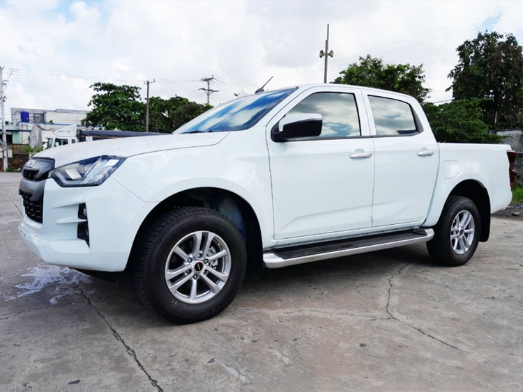 Xe bán tải Isuzu D-MAX - PRESTIGE 1.9L 4x2 AT
