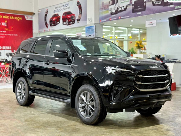 Xe SUV Isuzu MU-X - B7 Plus 1.9L 4x2 AT