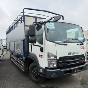 Xe tải Isuzu FRR 650 thùng bạt bửng nâng 5.6 tấn